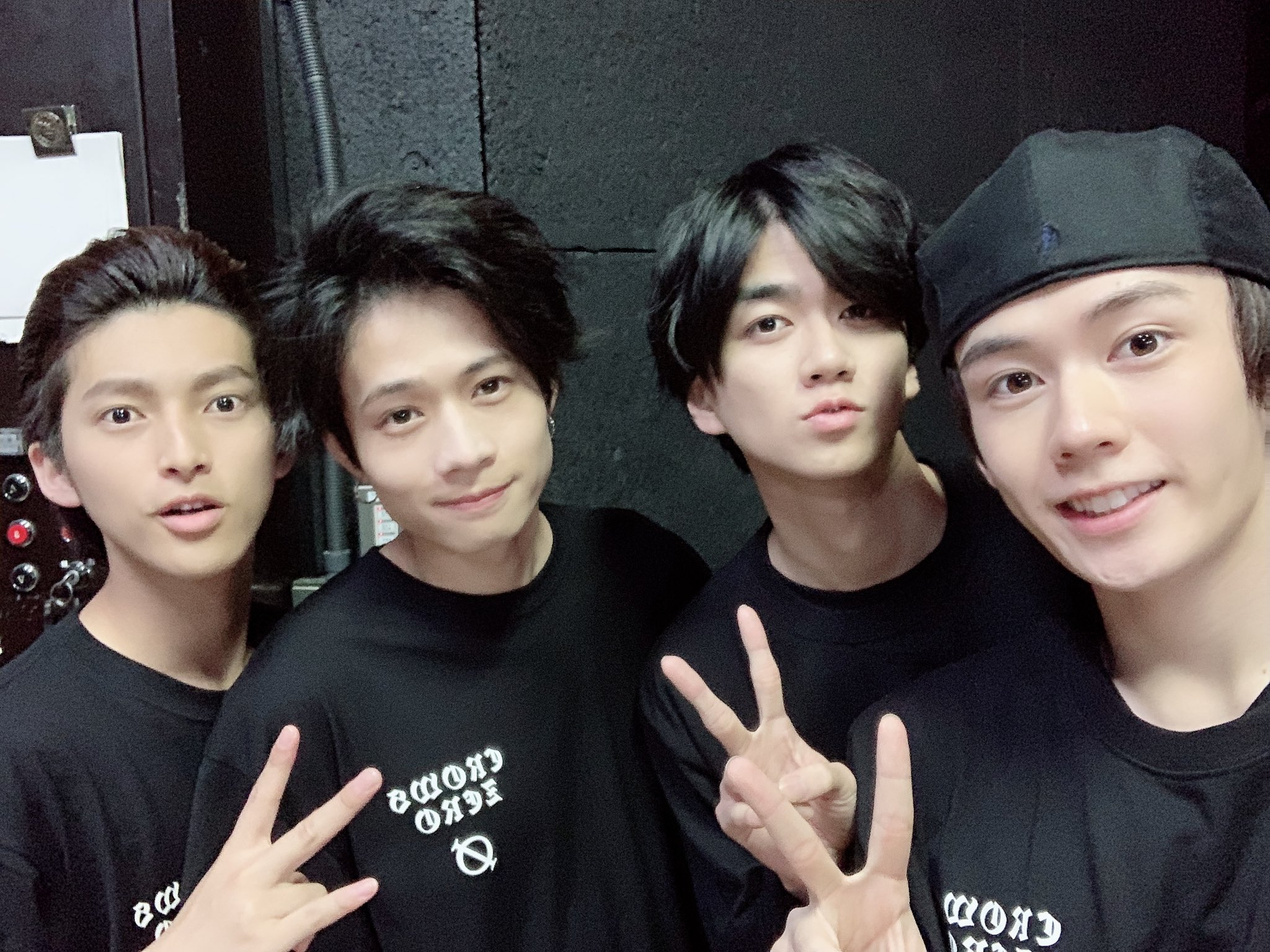 Uzivatel 織部 典成 Na Twitteru 舞台クローズzero 2日目終わりました 今日は公演前に海老塚中トリオ 千綿くんでopトークでした そして番ボ候補生のみんなも見に来てくれました ありがとう 8月の番ボnext公演頑張ろうね 明日は遂に大千秋楽 最後