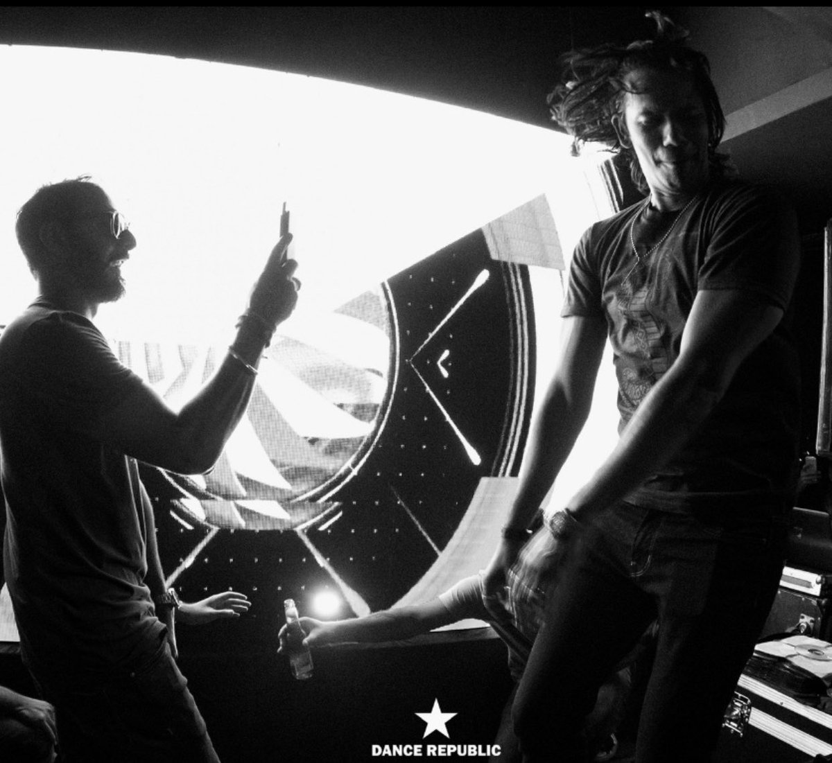 Bringing The Bounce tonight !! Dance Republic heads to <a href="/HighUltraLounge/">High Ultra Lounge</a> tonight !! 

(📷 <a href="/ashishjparmar/">Ashish Parmar</a> )