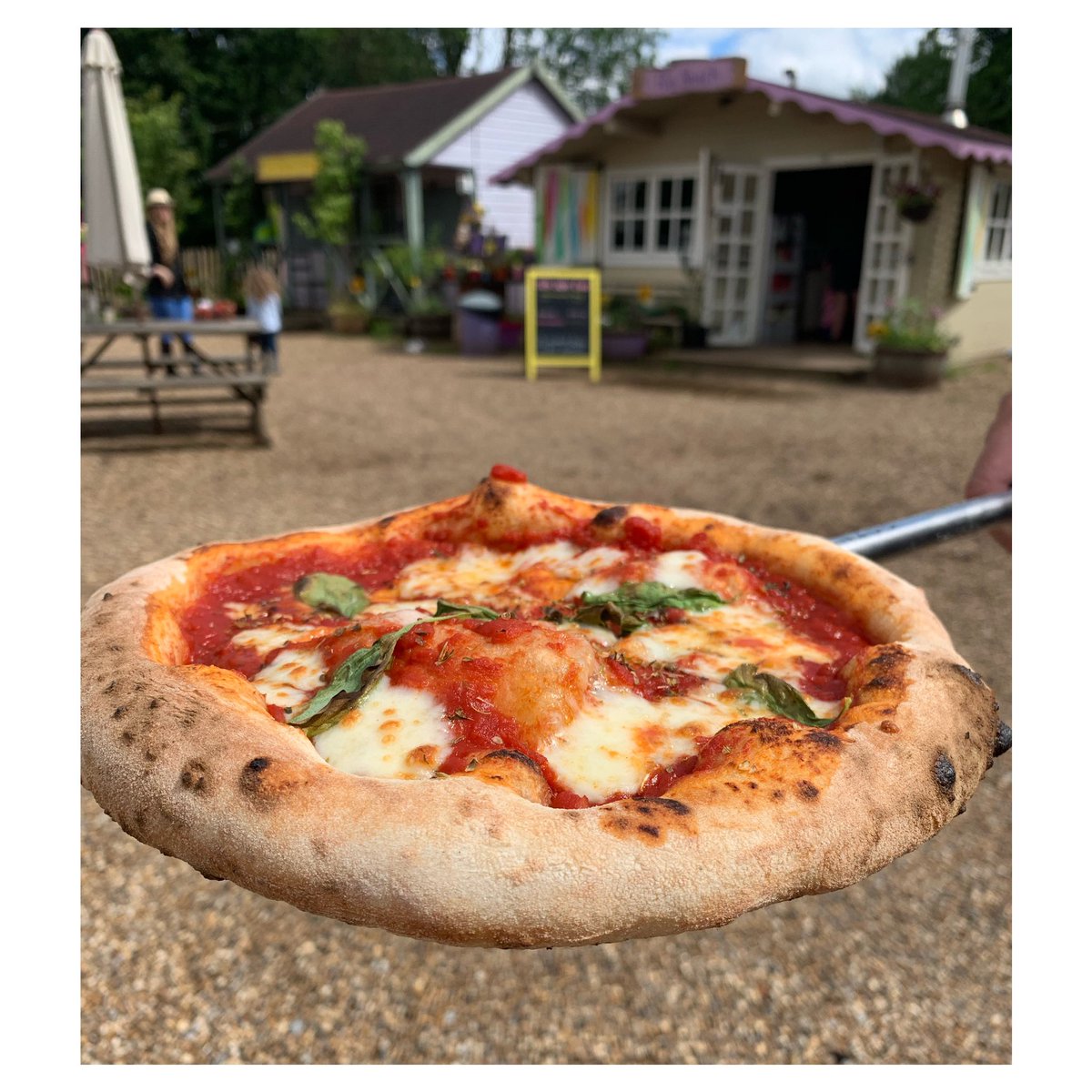 Hey #Addlestone #Weybridge looking for pizza? We’re at @CrockfordBridge all weekend