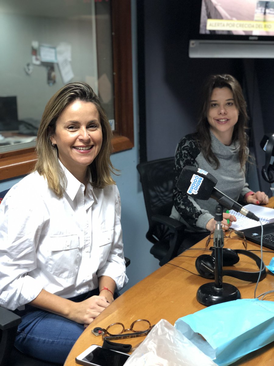 CampominadoAM's tweet photo. Hoy tenemos una invitada de lujo!
Bienvenida @MarisaBircher, secretaria de Comercio Exterior de la Nación, a este #CampoMinado! 
👩‍🌾🌽🌻
@JorgelinaTraut @PiluGiraudo @LaPasteleraAgro https://t.co/KjOf8Qc21j