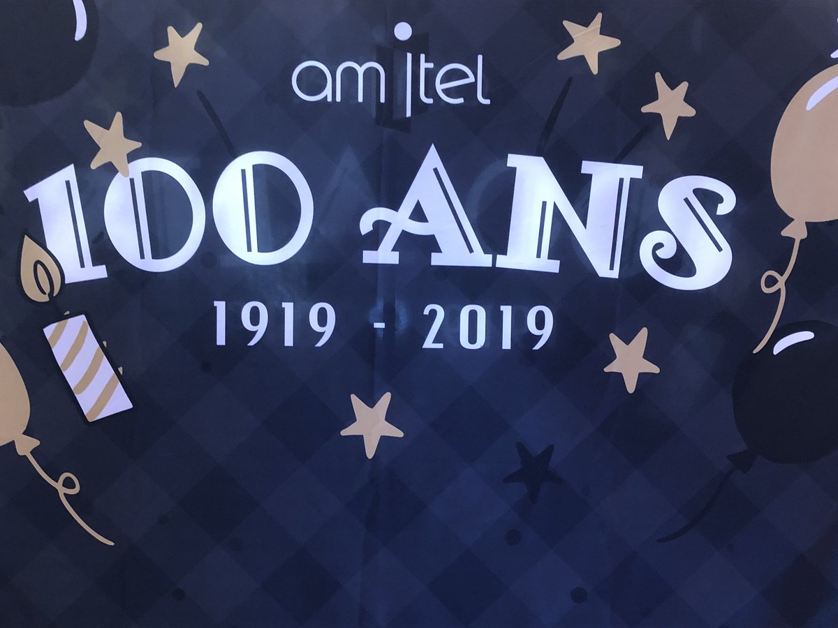 UnafoUnion's tweet image. #CenturyParty de #Amitel
Du foyer de jeunes filles en 1919 (« jardin de rêves pour jeunes filles en fleurs ») aux résidences pour étudiants en 2019. 
Débats très riches sur les enjeux de l’accès du logement des jeunes avec notamment @A_deBroca 
#TribuAmitel