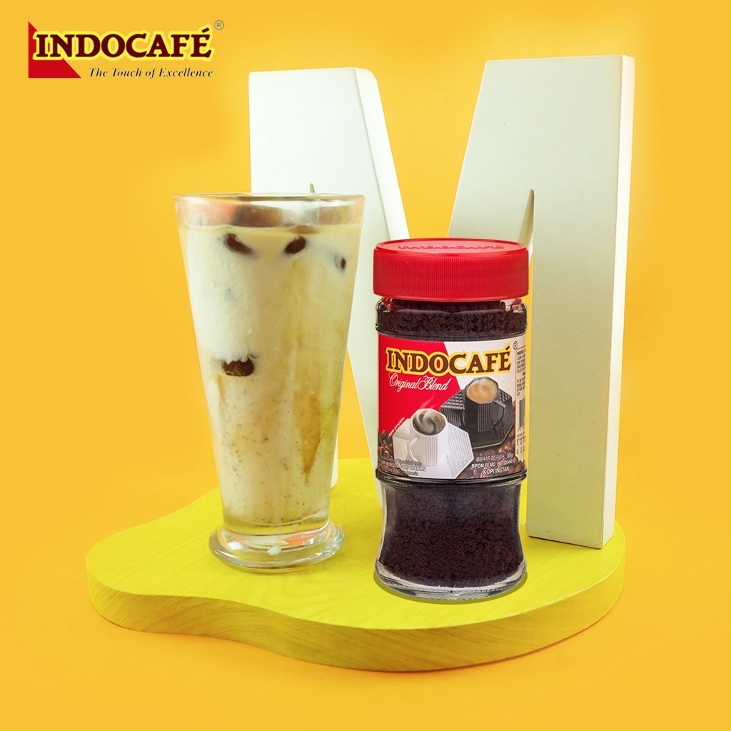 Indocafe_ID's tweet photo. Kopi es batu? Wahhh enak tuh sob! Buat kamu yang belum cobain, nih cobain resep special kita sob, Indocafe Ice Cube Original Blend
#BeyondFirstClass #PerfectMix #Resep #ResepIndocafe #ResepKopi #ResepIceCube #CoffeeCube #CoffeeIceCube #OriginalBlend https://t.co/F4vCMntZkr