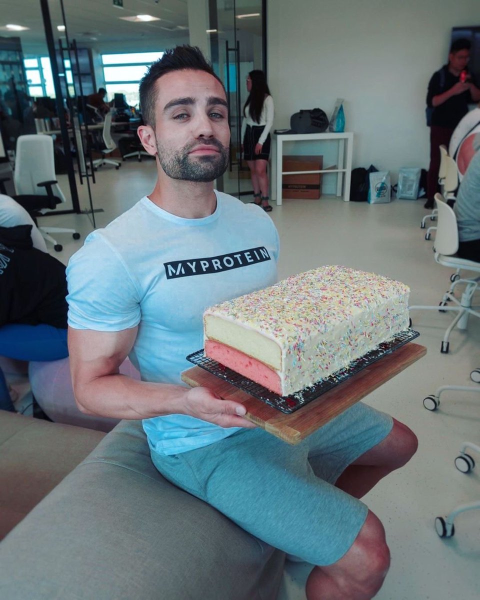 Myprotein's tweet photo. When you love the #6LayerBar a bit too much... 👀
📸: @goeerki
#Myprotein https://t.co/drEltBvgLQ