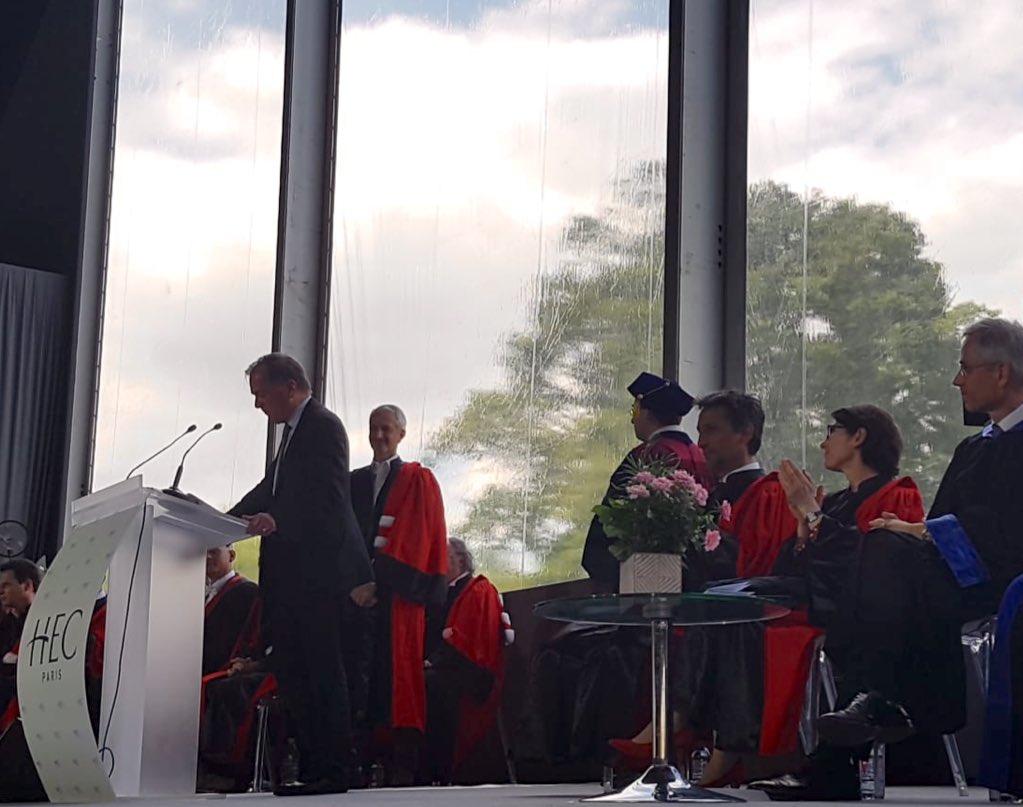 HEC Paris Business School tweet media