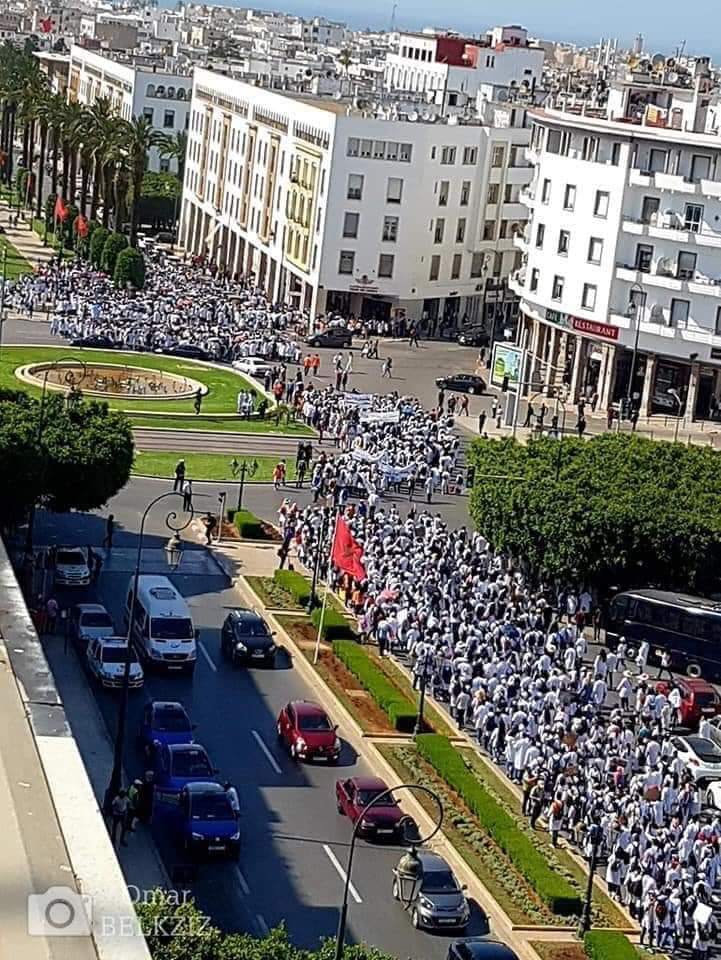 hich1fd's tweet photo. #DoctorsUnderOppression #DUO We’re fighting for our rights , we’re against the concept of destroying the public faculty of medical studies . https://t.co/4yWf3HSj0D