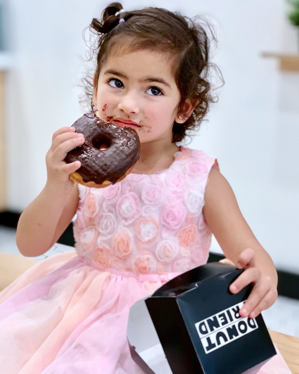 Donut Friend (@donutfriend) on Twitter photo Punk Rock Princess #somethingcorporate #DIYdonuts (📷: <a href="/MakeDamnSure/">jen dodaro</a>) Punk Rock Princess #somethingcorporate #DIYdonuts (📷: <a href="/MakeDamnSure/">jen dodaro</a>)