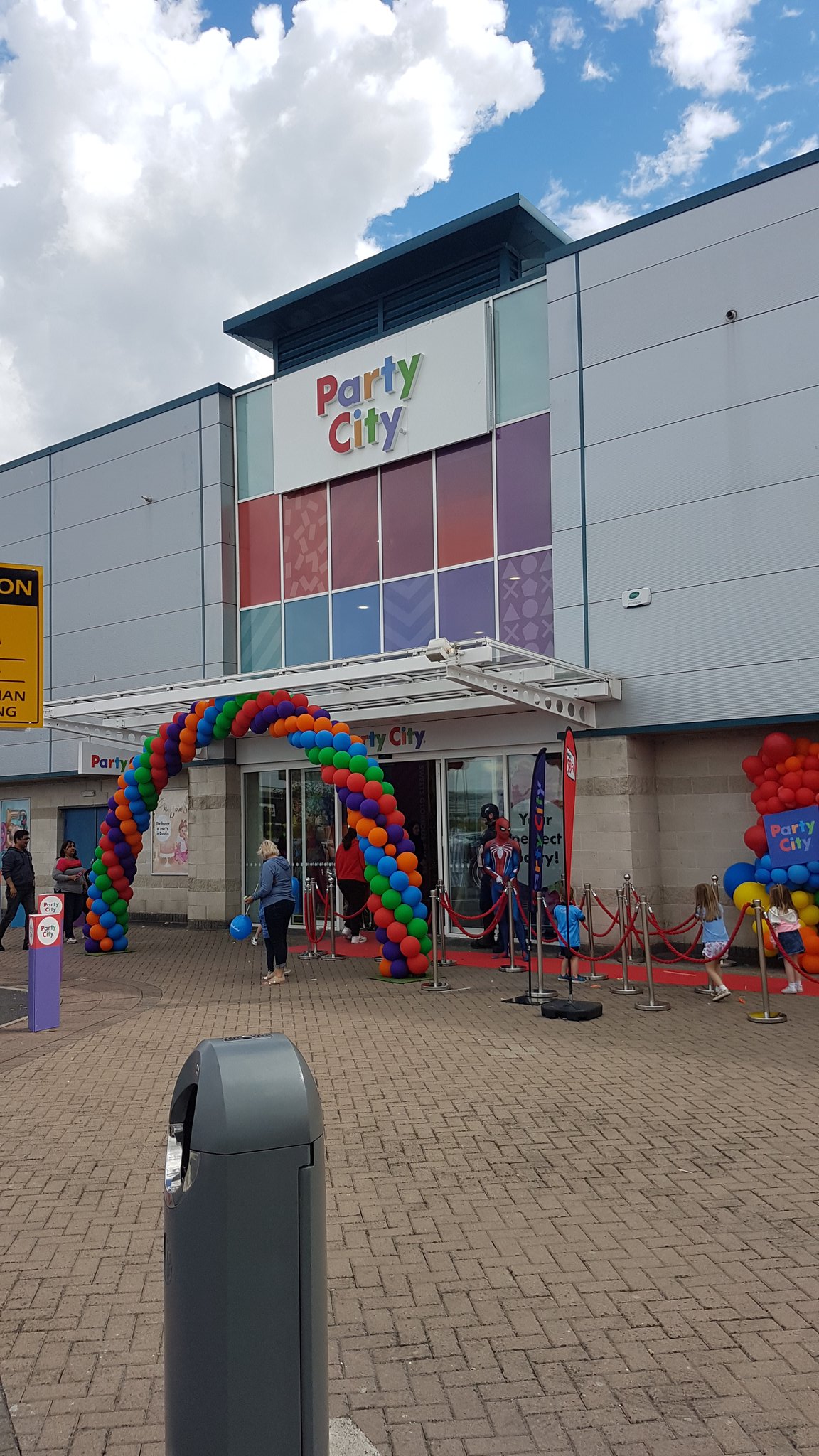 Party City Ireland (city_ireland) / Twitter