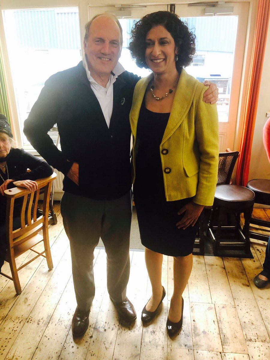LDCRE1's tweet image. The baton has been passed from @SimonHughes to @cllrhumaira who was elected PPC for Bermondsey & Old Southwark. Help & funding will be needed.
#libdemfightback. @LibDemDiversity @OpBlackVote @swklibdems @EM4PV @LibDemLords @LibDems @YoungLiberalsUK
