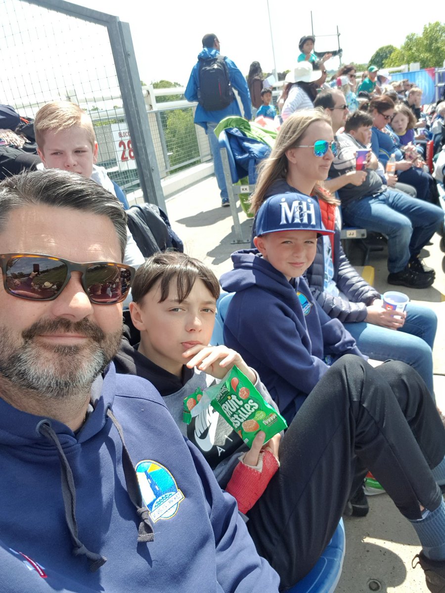 KevinMoyes's tweet photo. Loving The Cricket #TeamMoyes #CWC19 #CWC2019 #cwc19cardiff #CWC #SAvAFG 🏏👍 https://t.co/qQRakHT4vQ