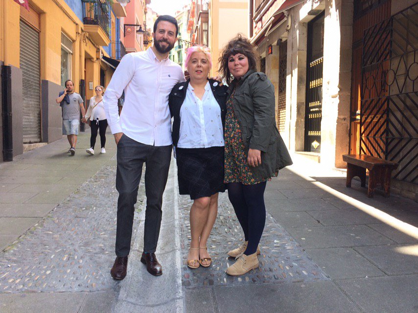 PortuDespierta's tweet photo. Hoy se ha constituido el pleno del ayuntamiento en Portugalete. 
Nuestros concejales y concejalas Jon Medrano Natalia Rey y Mercedes Morales comienzan la legislatura para trabajar duro y hacer una oposición firme. 💜💚❤
#ConcejalasFeministas #ElkarrekinPodemos #26MUnidasPodemos https://t.co/kvqkRorz2g
