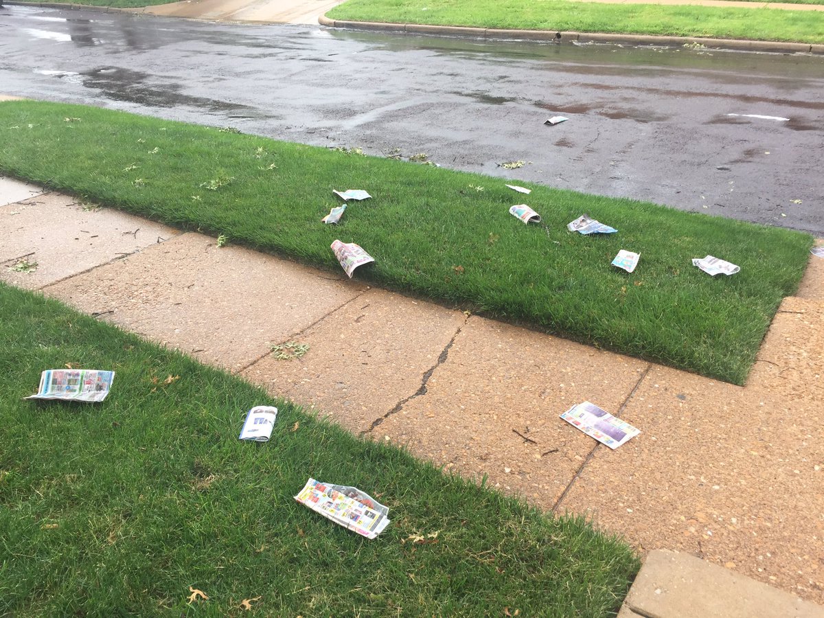 lynndbz's tweet image. @stltoday @PostDispatchbiz when will today’s paper be delivered? It’s almost 10am and I haven’t received yet and last week👇this is how my #PostDispatch was delivered. - #payingcustomer