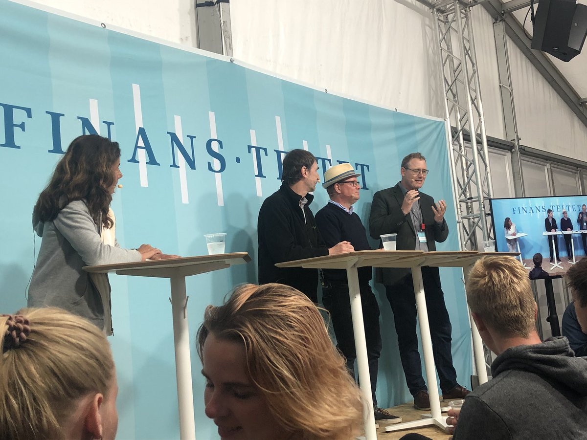 KomDigital tweet media