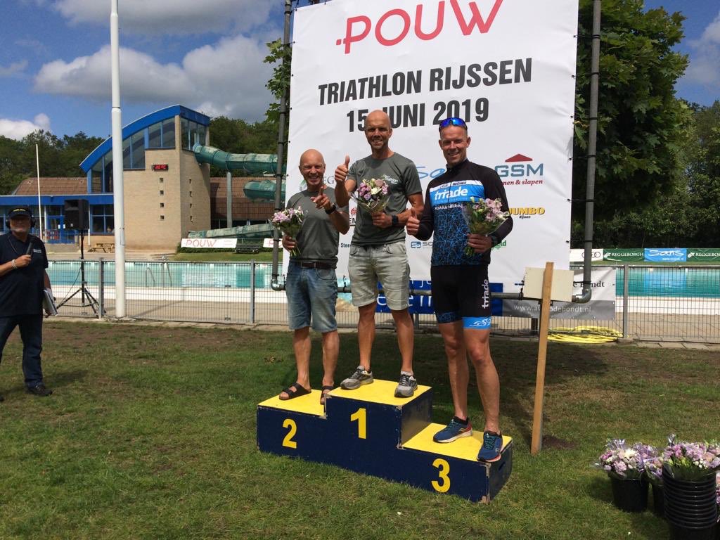 3e 40+ bij triathlon  Rijssen in 1.03.09. <a href="/TVTriade/">TV Triade</a>