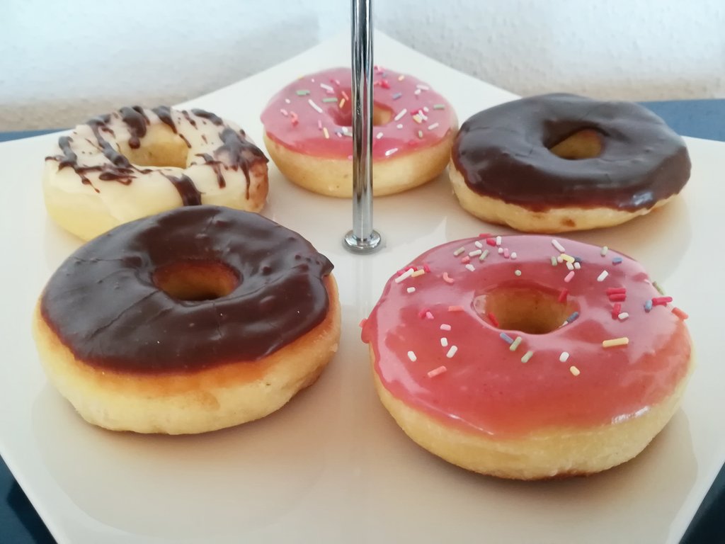 becki2412's tweet photo. Look, my first ever homemade donuts! #Proud #BeckiBackt ๐ฉ๐ https://t.co/bli3MH2xOM