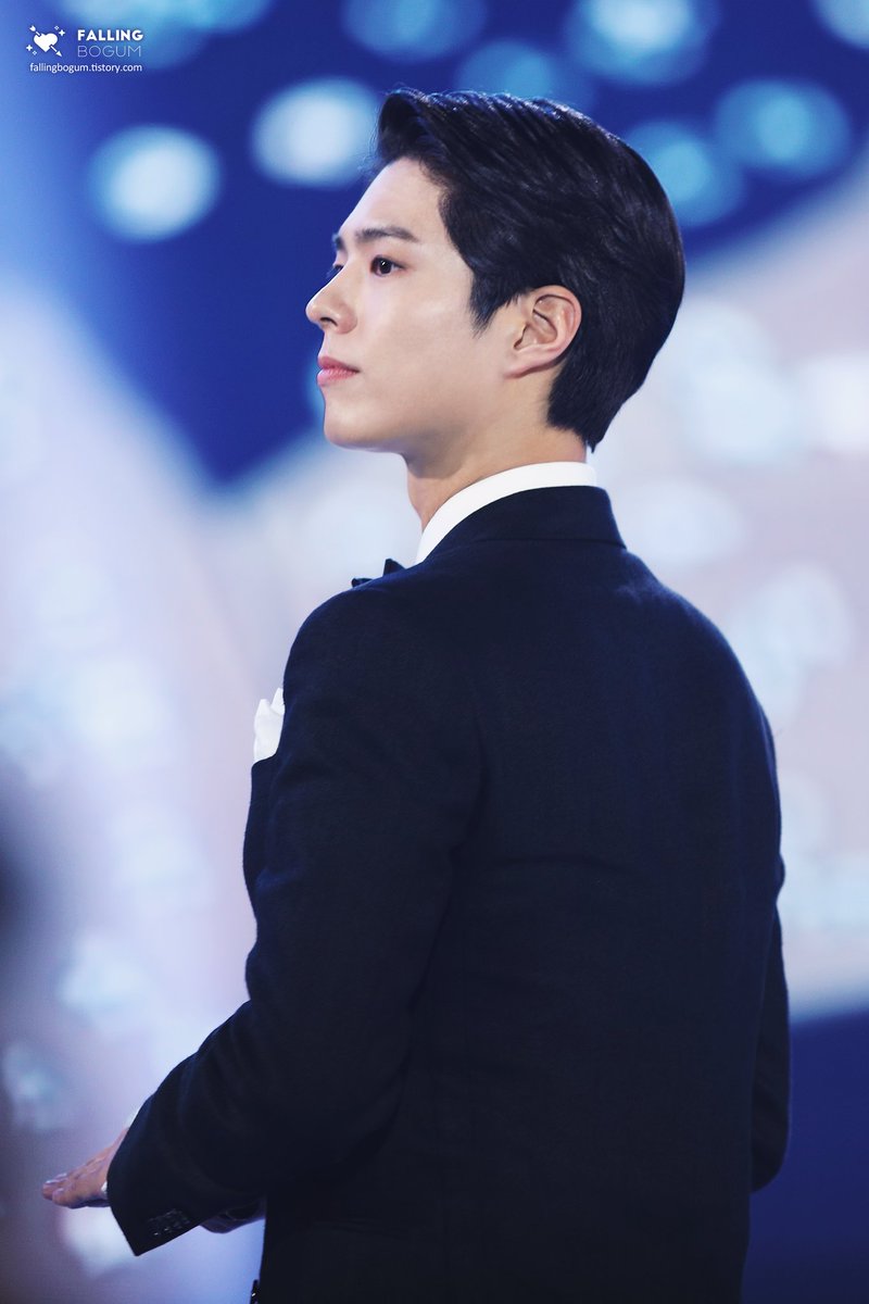 가장 뜨겁고 아름다운 청춘이길,
조그만 감정에도 가슴 뛰는 청춘이길,
커다란 감정에도 함부로 흔들리지 않는 청춘이길.

보검아, 너의 청춘을 응원해!
그리고 생일 축하해💘

▶t1.daumcdn.net/cfile/tistory/…
▶t1.daumcdn.net/cfile/tistory/…

#박보검
#HappyBogumDay
#보검이태어난좋은날