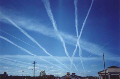 Aviation condensation trails