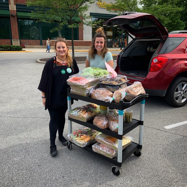 SeedsofHopeUS's tweet image. All smiles for summertime, special friends, seasonal fare &amp;amp; Seeds of Hope! Grateful to God for the glorious sunshine. And many thanks to @WholeFoods for the generous &amp;amp; delicious dinner for our partners, staff &amp;amp; volunteers. Fantastic evening! #seedsofhope #summertime #blessings