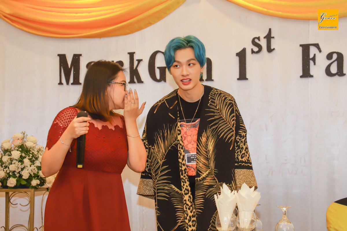 GraceEntertain3's tweet photo. Mark Gun Fan sign event memories🖤💛(Part-2)
#MarkGun1stfanmeetinginMyanmar https://t.co/00poMtMOWw