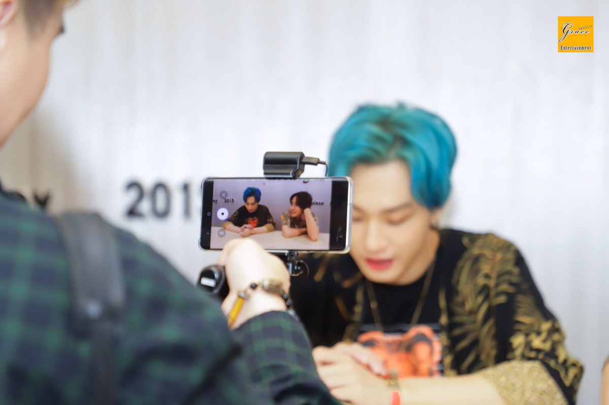 GraceEntertain3's tweet photo. Mark Gun Fan sign event memories🖤💛(Part-2)
#MarkGun1stfanmeetinginMyanmar https://t.co/00poMtMOWw