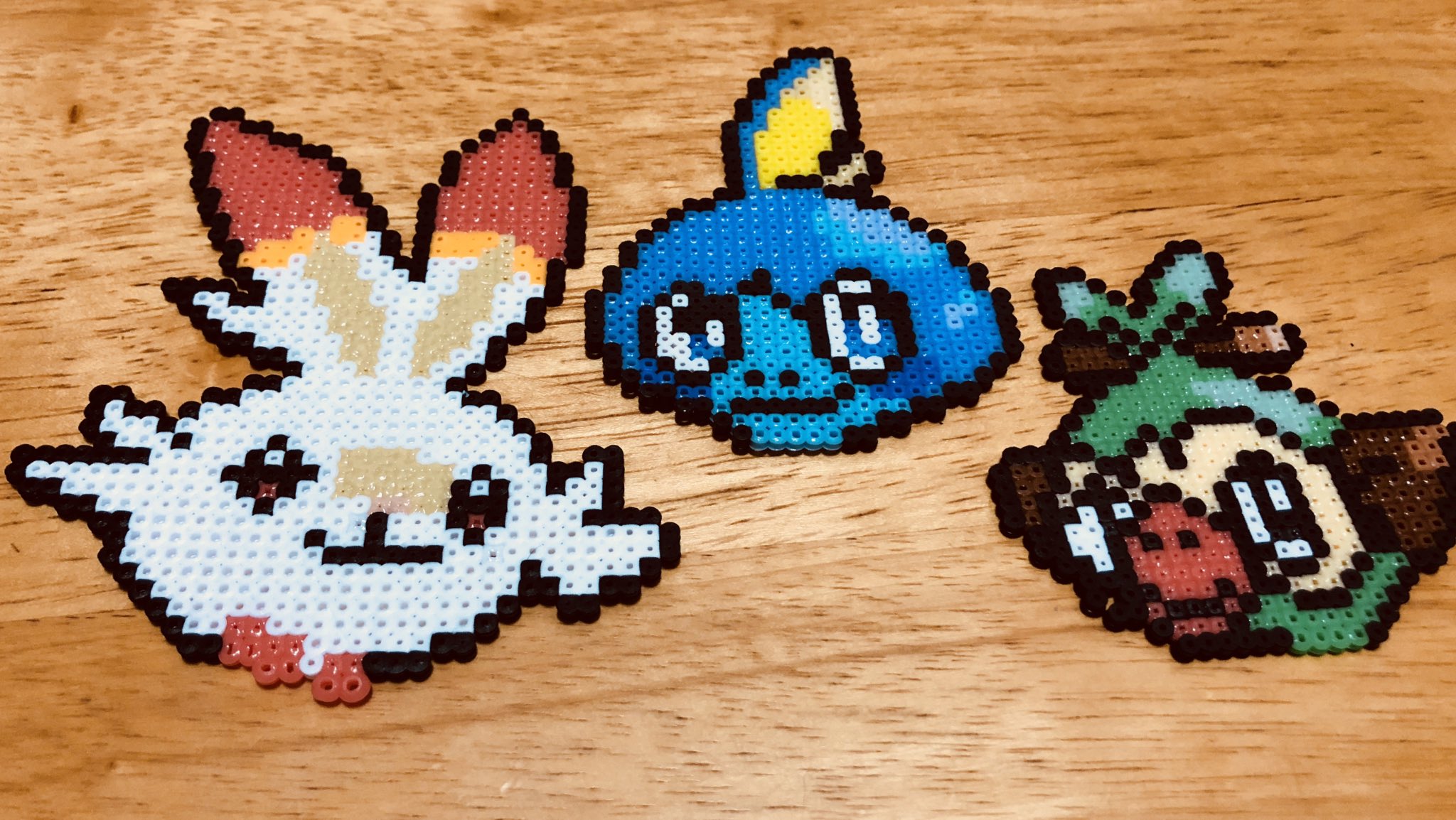 夢兎 むぅ 新しく加わる仲間を作りました ポケモン アイロンビーズ サルノリ ヒバニー メッソン T Co Ffvc3hqiwv Twitter