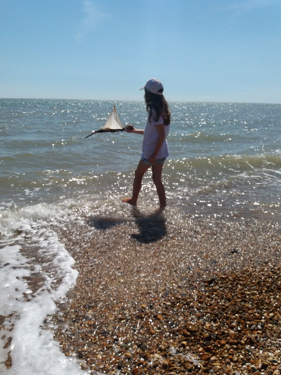 SWTlearningteam's tweet image. Last chance to book on Family den building and mini raft making on #Felixstowe beach tomorrow morning. Come and celebrate #FathersDay2019 @Visit_Suffolk @thesuffolkcoast @VisitFelixstowe 
@suffolkwildlife  Booking closes at 6pm suffolkwildlifetrust.org/events/2019-06…