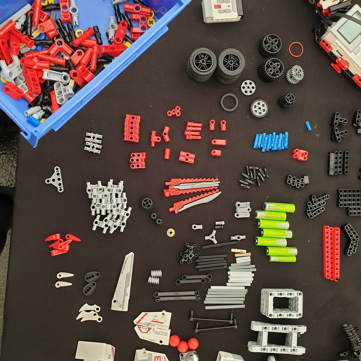 blackpoolrobo tweet media