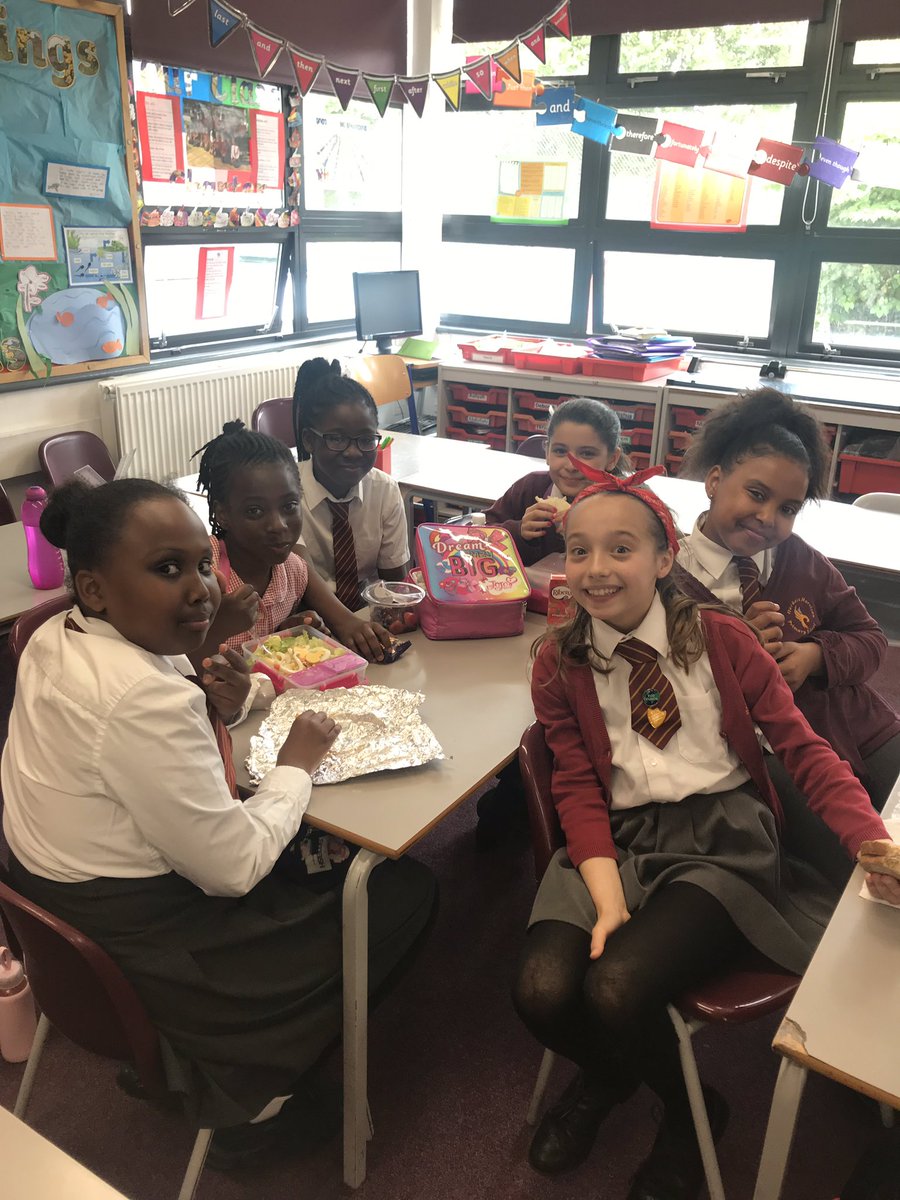 MissStewartHMPS's tweet photo. Fun, food and friends at the indoor picnic! @HerbMorrPriSch https://t.co/8gswgXol05