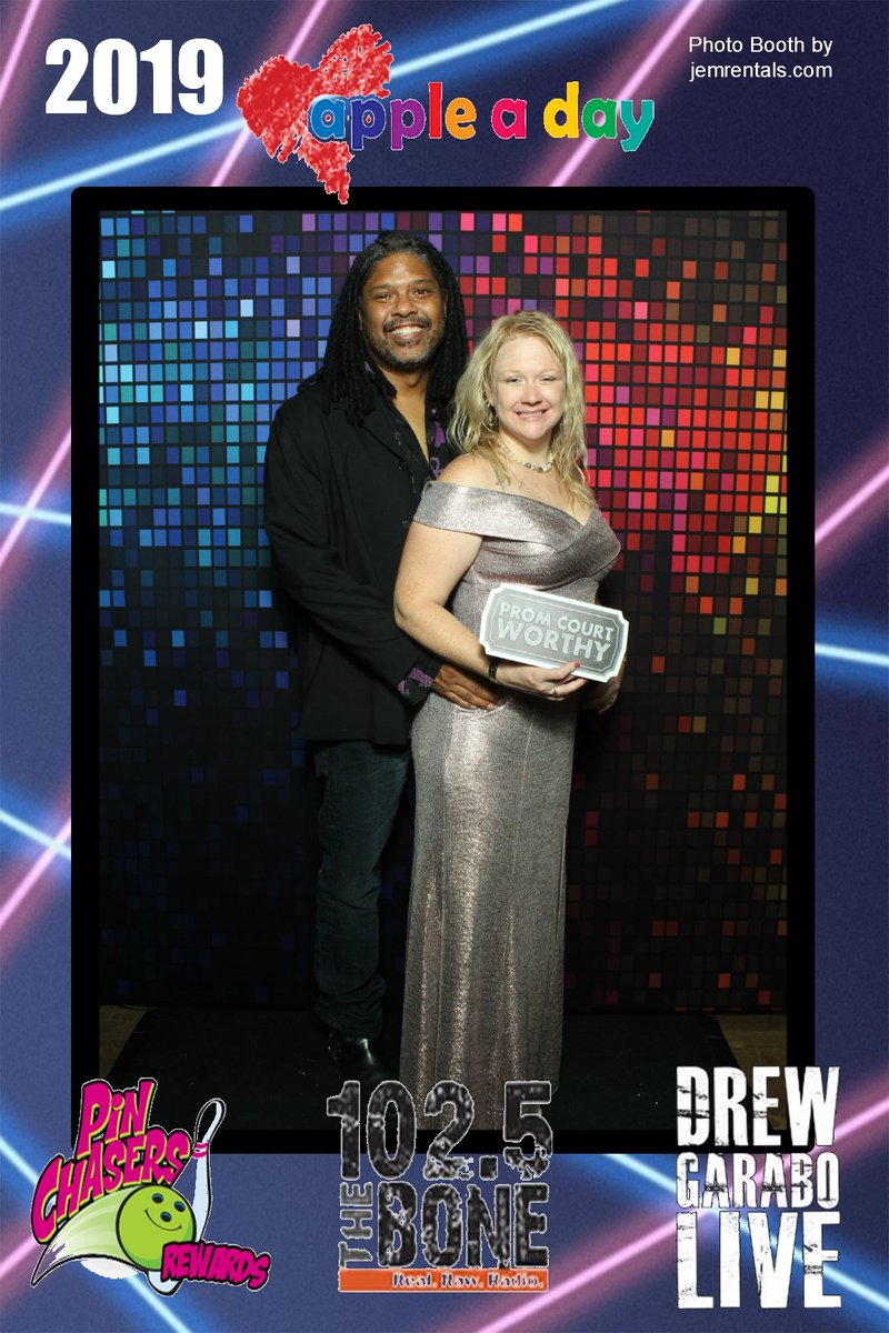 JEMRentals's tweet photo. #AppleADayProm was an amazing event for a great cause! Thank you for having us! It was great meeting the people we listen to all the time. Truly a great group of people! @RadioPhoebe great job and thank you! We'll get @DrewOnTheRadio in the booth next time. https://t.co/m6paHux0L8