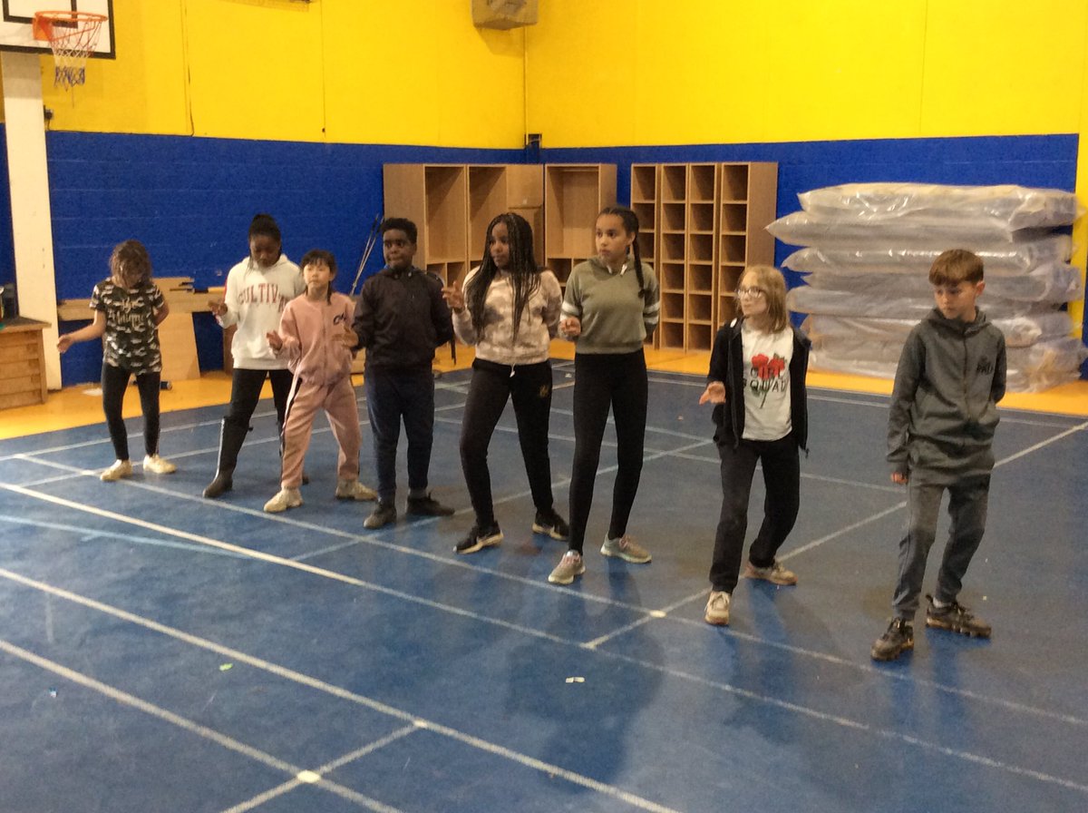 stcharleshullY6's tweet photo. Fun filled day so far! #stcharleshull #residential https://t.co/npbXYGr1nh