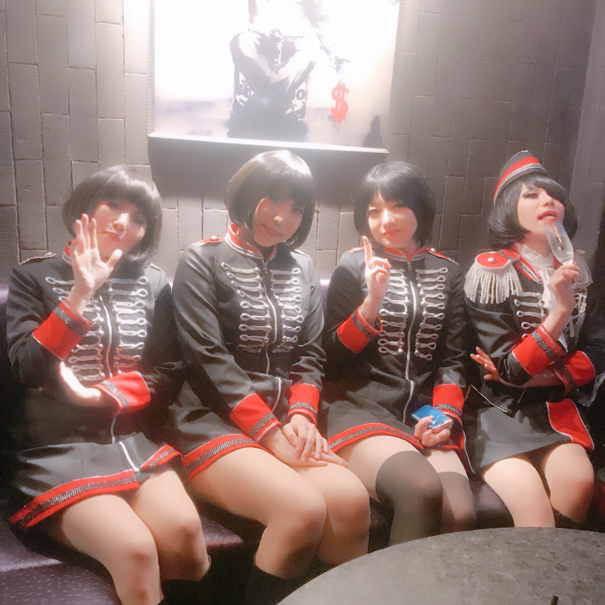 マリアンヌ東雲 土砂降りの中お疲れ様でございました 爆音試聴会は如何だったかしら 改めて聴いても名曲揃いで ワタクシまあまあ酔っ払ったわ マリアンヌの奥儀 キノコホテル