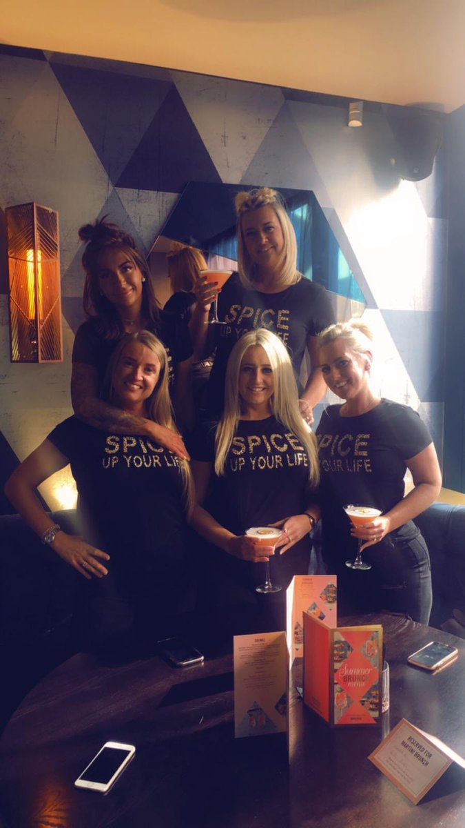 NickiBuck's tweet photo. You were AMAZING @spicegirls 🇬🇧🎤✌🏼 https://t.co/0uFeGrmyit
