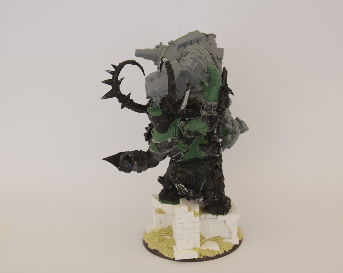tmsmnns's tweet photo. So, remember when I promised you all 2 huge bases for Khador this year? https://t.co/jHMaDJSgLu