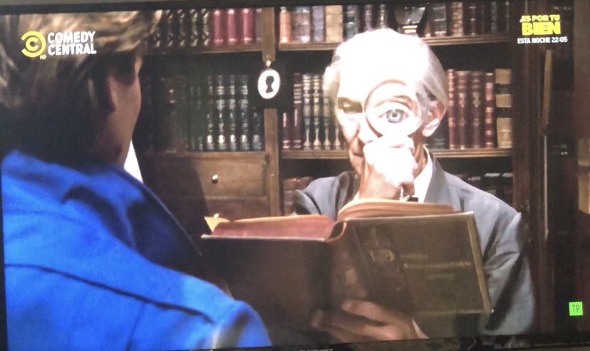 esteban_pacios's tweet image. Uno de los grandes de la historia del cine #SvenJorgensen de #TopSecret
Una escena absolutamente espectacular en la librería Sueca 
#nickRivers #Hillary