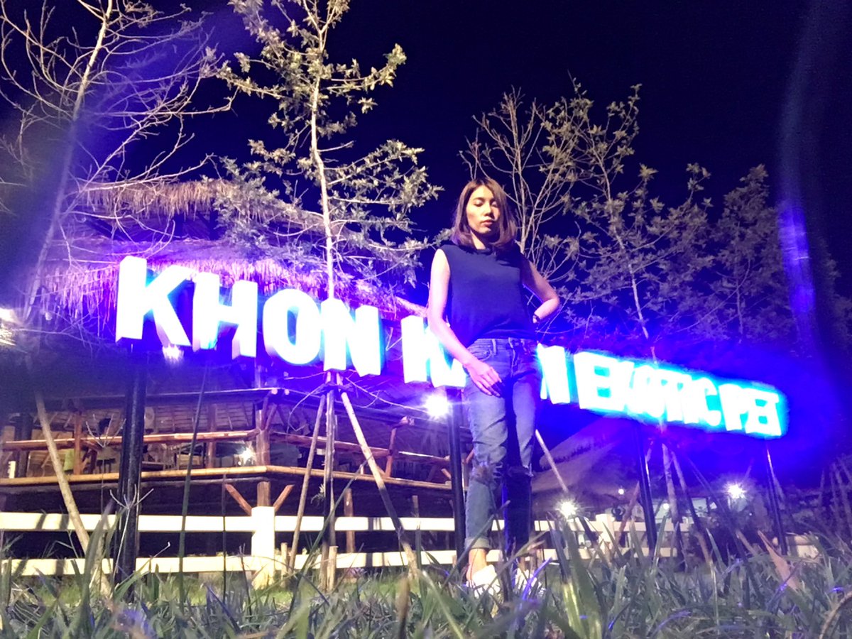 PPraopanit's tweet photo. กลางคืนมีโชว์น้ำพุด้วย มีสองรอบ 
รอบแรก 19:00น.
รอบสอง 20:00น. https://t.co/Ya2w5wSDI1