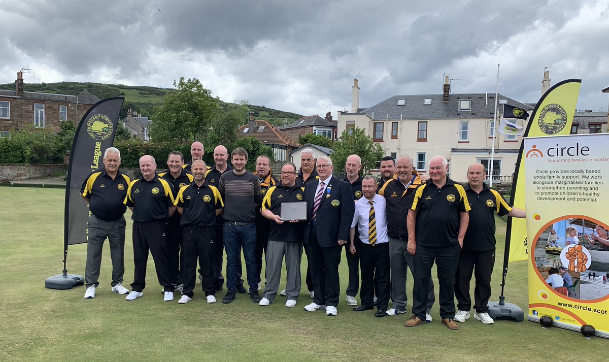 EdBowlingLeague's tweet photo. Another fabulous day @willowbraebowls for the EBL Charity Triples , big thanks to all clubs who have attended , lovely tribute in memory of our charity stalwart Bert Munro https://t.co/hTf1p2bCVh