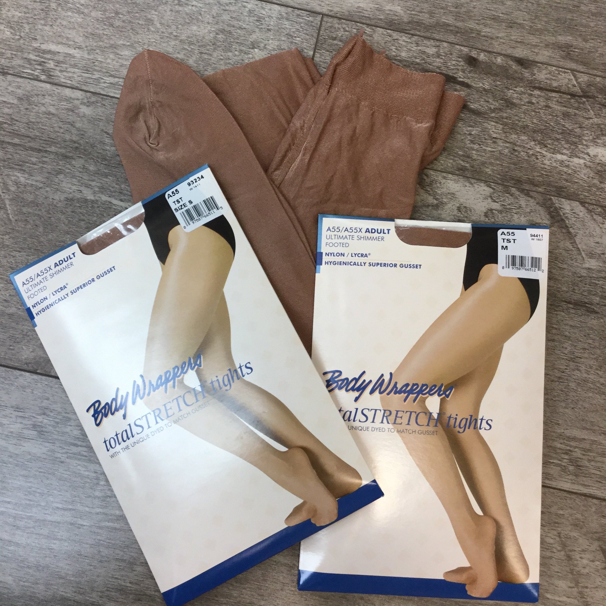 Body Wrappers Ultimate Shimmer Footed Tights