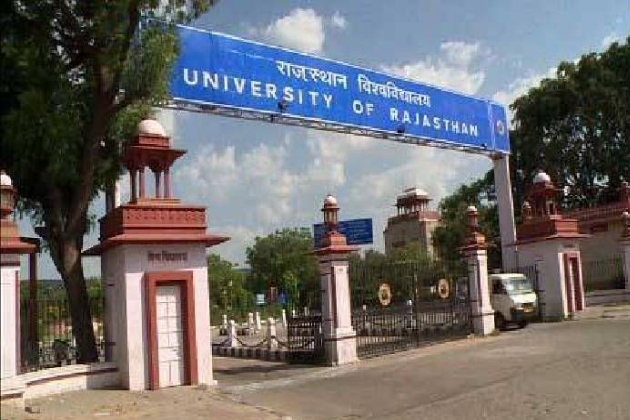 1stIndiaNews's tweet photo. #RajasthanUniversity #Alert : धोखे से रहे सावधान
RU की वेबसाइट जैसी कई मिलती-जुलती वेबसाइट हो रही संचालित, RU प्रशासन ने जारी किया छात्रों अभिभावकों के लिए अलर्ट नोटिस, स्टूडेंट्स सावधान रहें ऐसी वेबसाइटों से, ऐसी वेबसाइटों के खिलाफ मुकदमा दर्ज कराने की तैयारी
#RUwebsite https://t.co/acZmO0MJbL