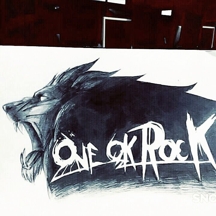 つかいません Na Twitteru 高校1年のときに描いたone Ok Rockのロゴとライオン ロゴ以外はオリジナルです Oneokrock ワンオクロック シャーペンイラスト オリジナル オリジナルイラスト ライオン イラスト好きな人と繋がりたい イラスト 絵師 絵 現在専門