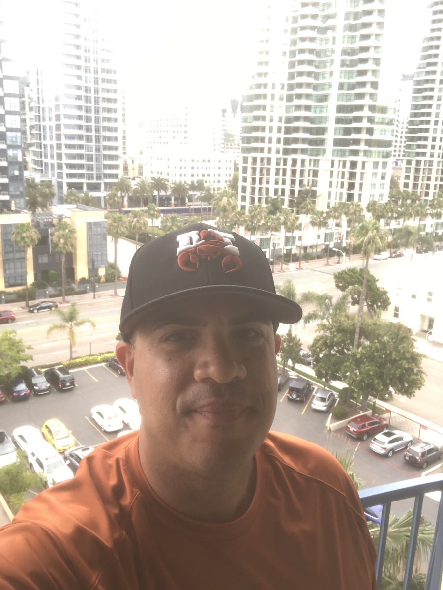 papirican21's tweet photo. Can’t beat a San Diego morning. Excited to see my boys get after it today. #AZstandup #wereppin #memories #DEboyz #westside #feelthesting https://t.co/f1MFaXASnM