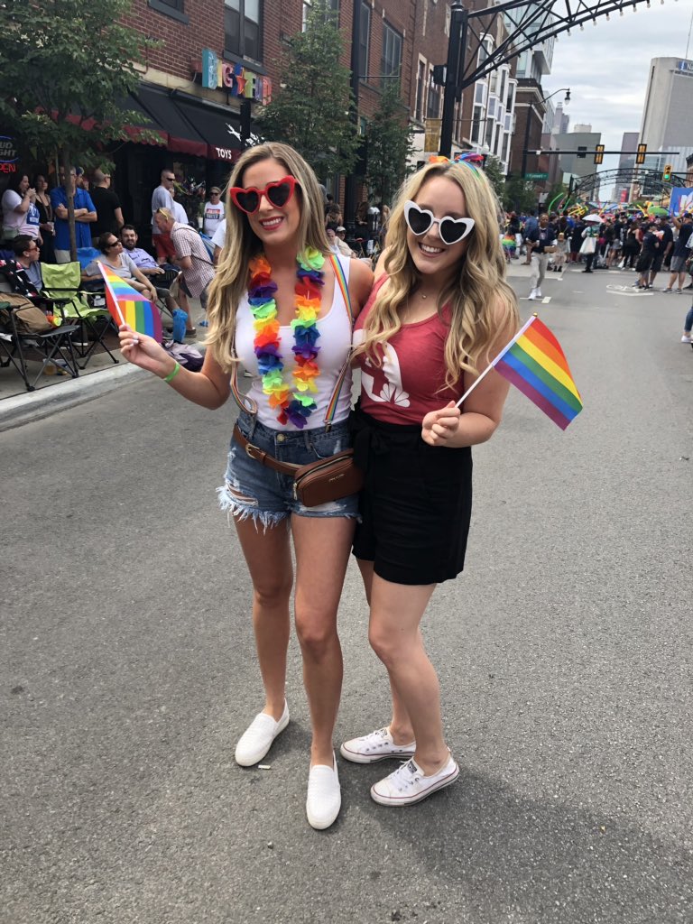 Matt_NBC4's tweet photo. Some of the sights of Columbus #Pride. So fortunate to work for a place @nbc4i and live in a city @ColumbusGov that is so accepting! https://t.co/z5EC4aaZwf