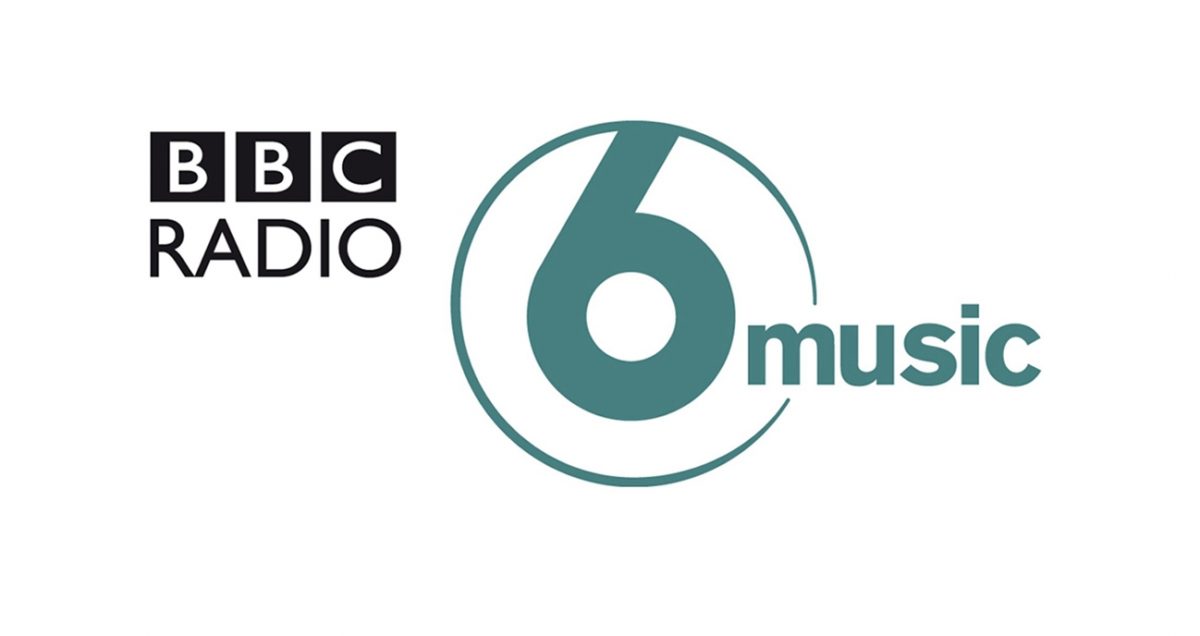 2/2 ๐ข UPCOMING RADIO!
MONDAY 17th JUNE: 5.00-7.30am @BBC6Music
'Hometown Glories' features Neil's guide to Dublin on @ChrisHawkinsUK
More info: https://thedivinecomedy.com/news/17th-june-hometown-gloryย โฆ
#TheDivineComedy #NeilHannon