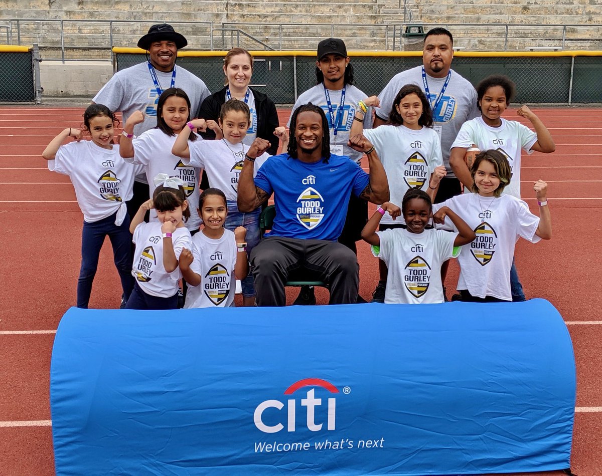 Having a great time at my @Citibank Football ProCamp #CloserToPro