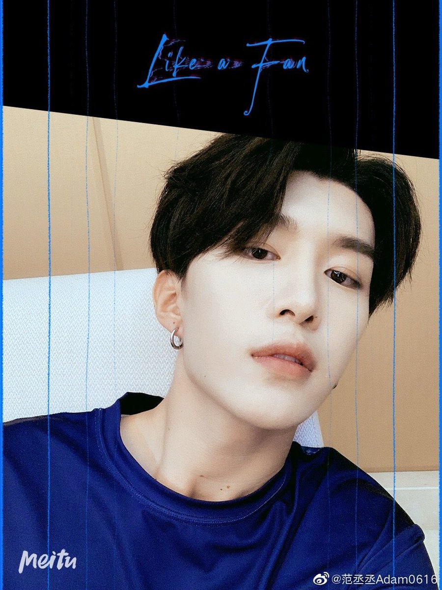 NinestoU's tweet photo. HAPPY BIRTHDAY TO THE CUTEST HOTTEST CRAZY IDIOT FAN CHENGCHENG 💙💙💙
#HappyChengChengDay
#LikeAFan https://t.co/xnZaC31Thk
