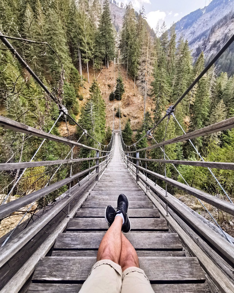 davecodexx's tweet image. [sponsored/Werbung] “New adventures are calling...“ SUV and my Charakter World.
@renault_suisse #renault #renaultsuisse #renaultSUV #nature #outdoor #adventure #graubünden #Switzerland #davecodex 
instagram.com/p/ByvOyEXoLGd/…