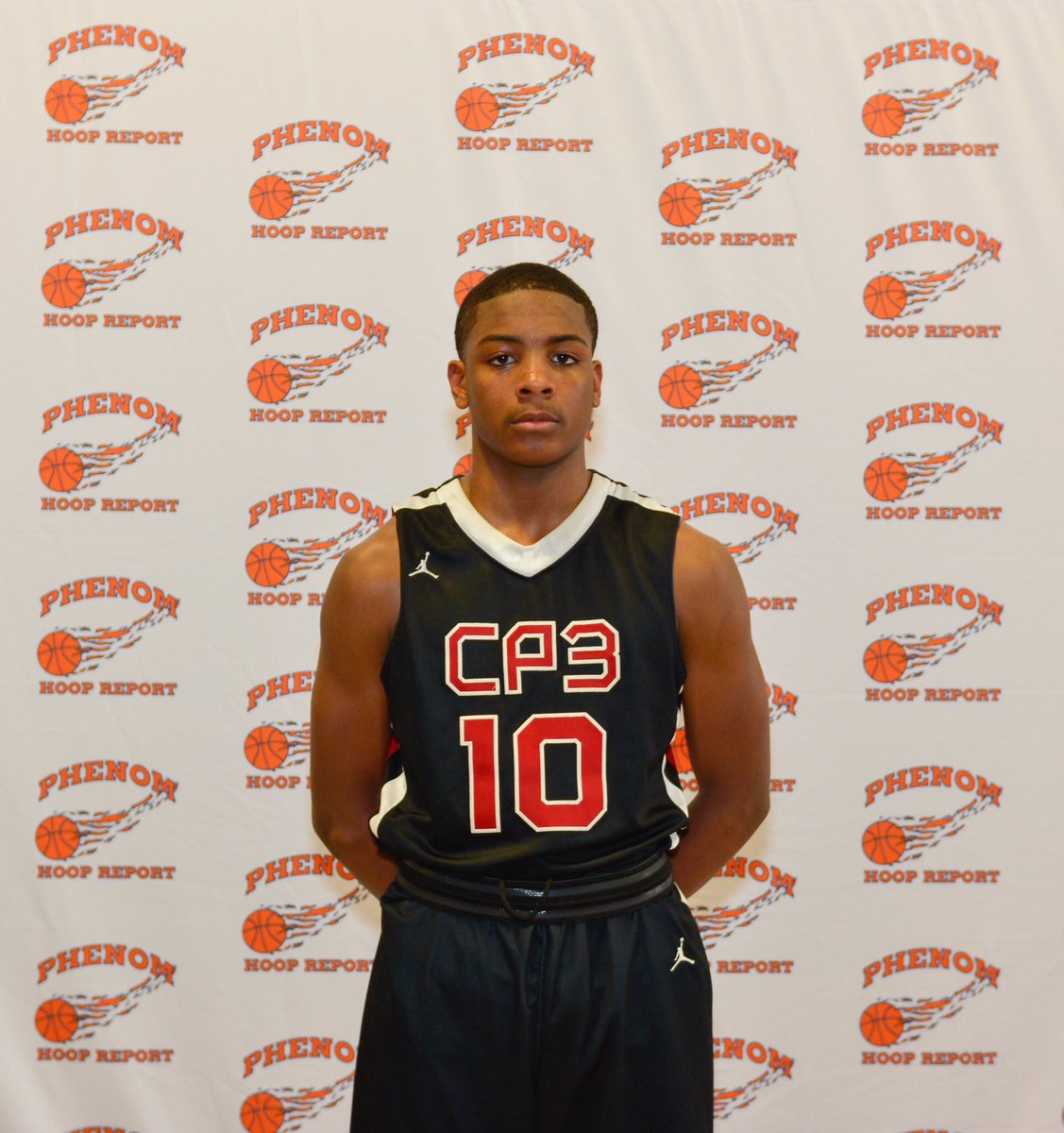 6’3 ‘22 Jaydon Young (GDS) is going to be an absolute star. He checks all the boxes, both physically and in terms of skill, and could be a two-way force throughout these next few seasons #PhenomHoops