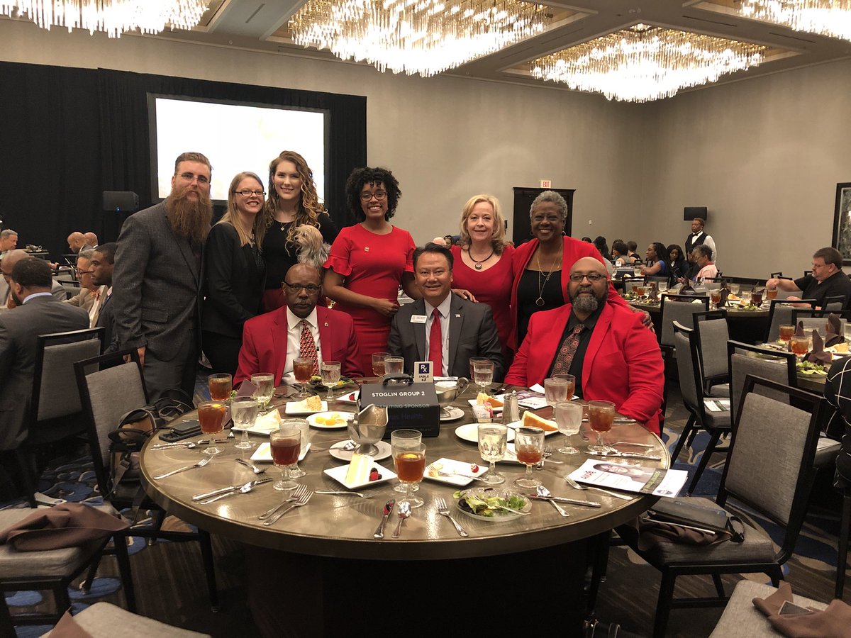 tarrantyr's tweet photo. Some of the @FDRofTC and #TCYR at the FW Metropolitan Black Chamber of Commerce Luncheon today! We’re overjoyed to honor Dr. Patrice A. Harris, the first African American Female to be president of the American Medical Association! @TexasYRs #leadright https://t.co/j4xLeNlu9C