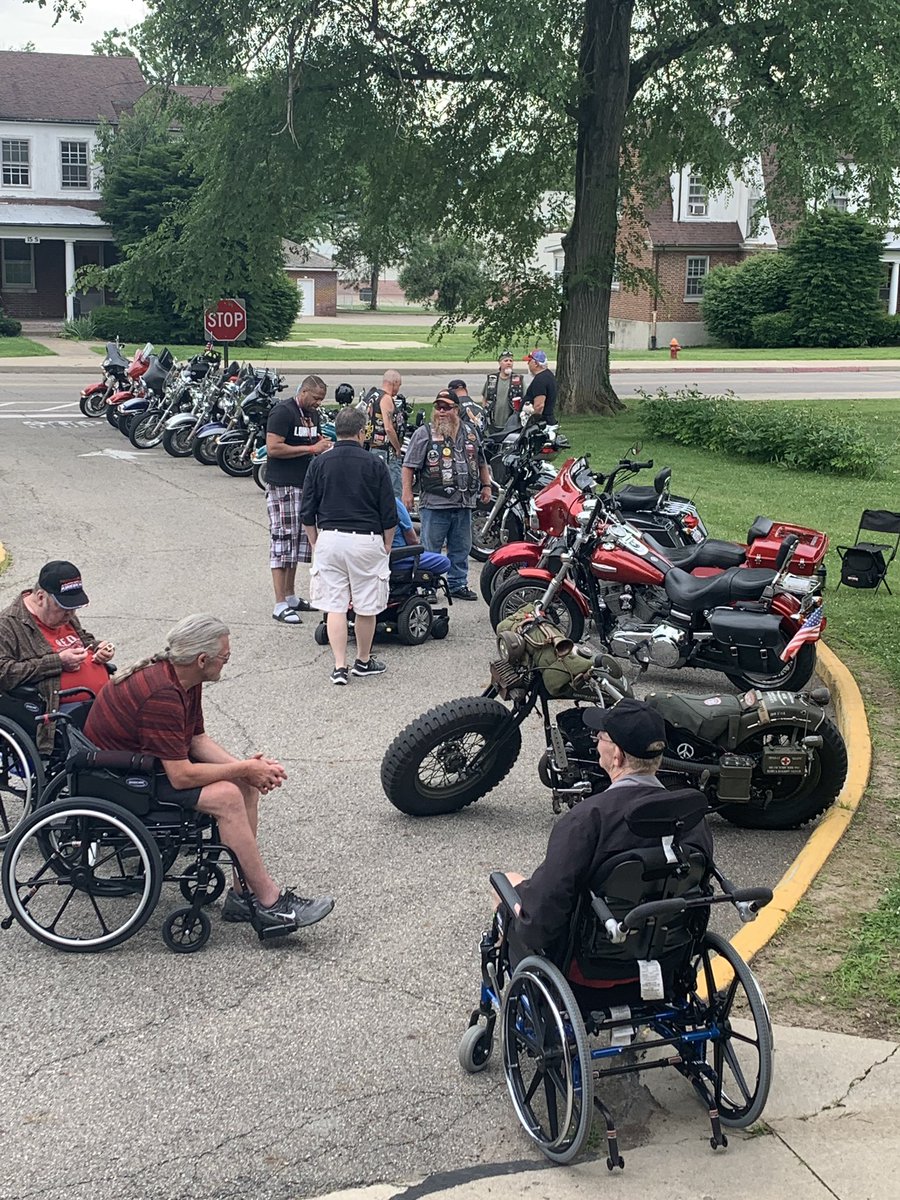 Rolling Thunder bike show for the hero’s at Chillicothe VA Hospital. #rollingthunder #UPSVolunteers