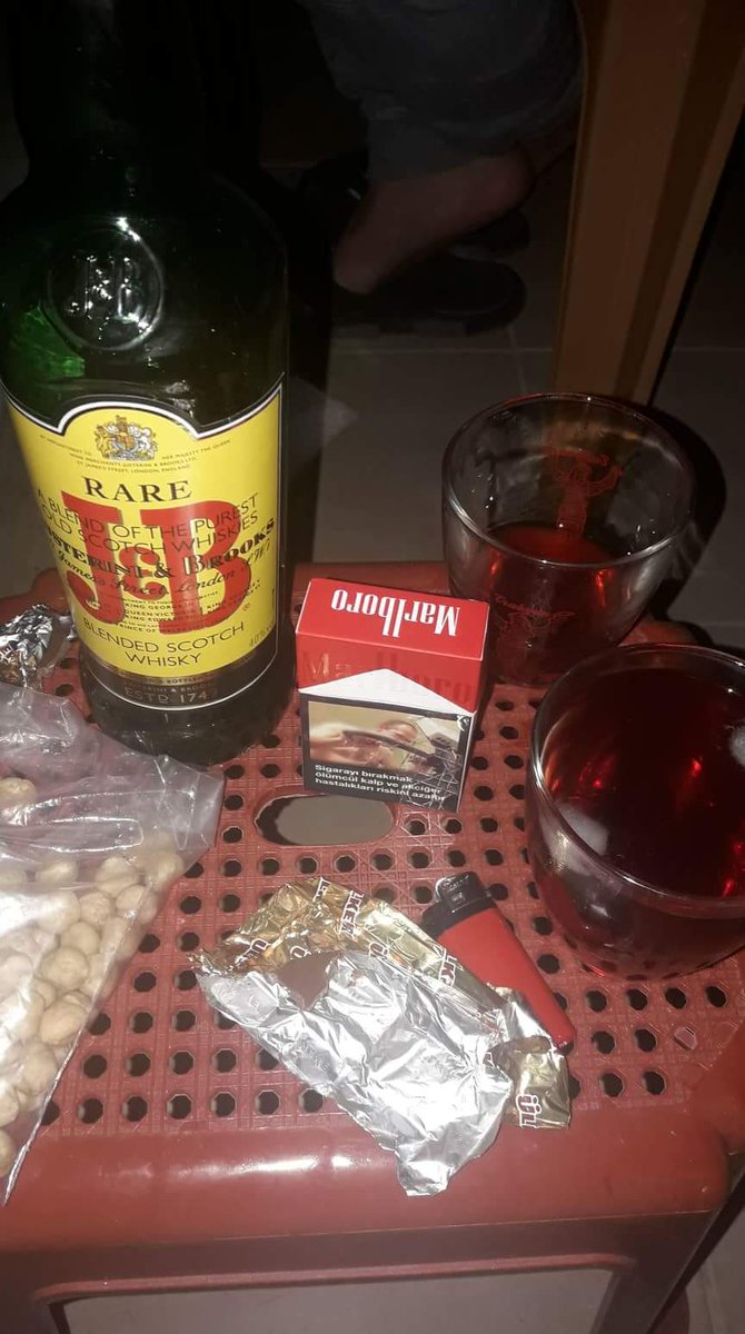Tek ditmiyor varmı katılmak isteyen eşle bilirik de
