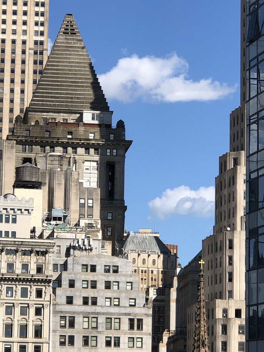 Starting out summer vacation with @SteveK6267 in Manhattan!