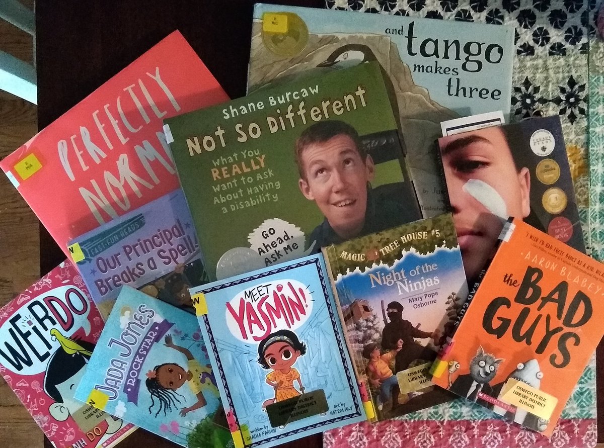 Rainy days are perfect opportunities for family trips to the public library. #oswegopubliclibrary #SummerReading